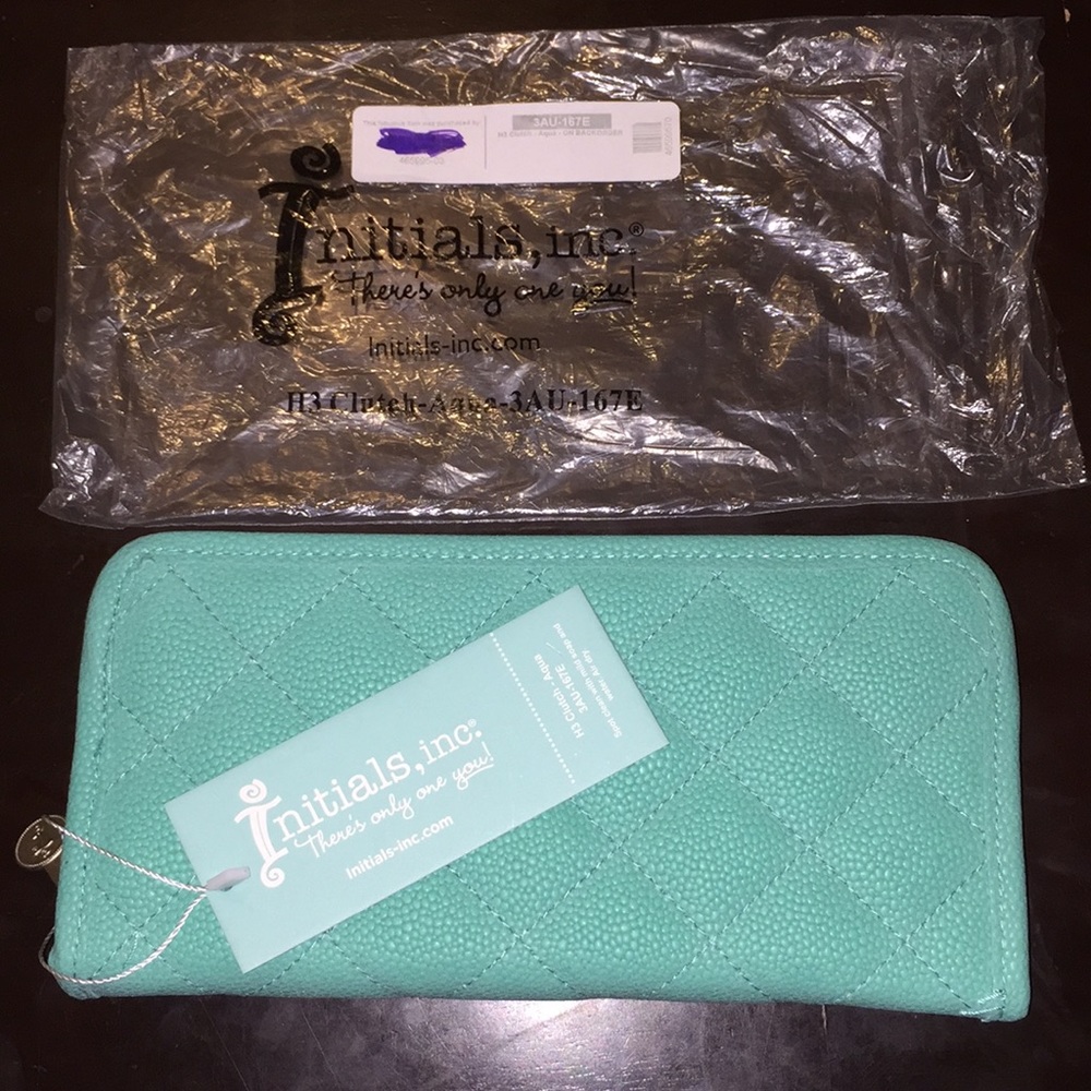 New!! Initials Inc H3 clutch aqua